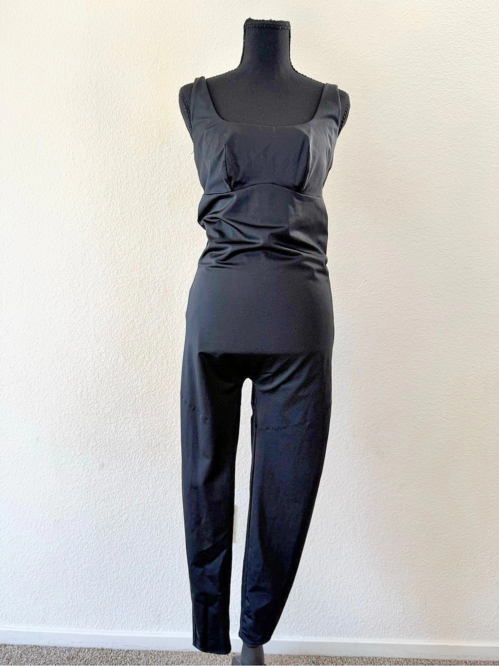 Yitty Black Jumpsuit Size Large